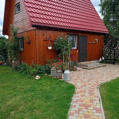 Domek Letniskowy Przy Gorach Majowych Goniadz Exterior photo